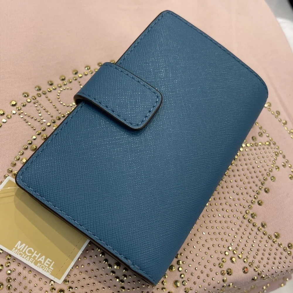 MICHAEL KORS Medium Saffiano Leather Bifold Wallet Cauliflower  NWT